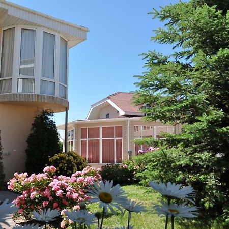 Zlata Inn Tamchy Esterno foto