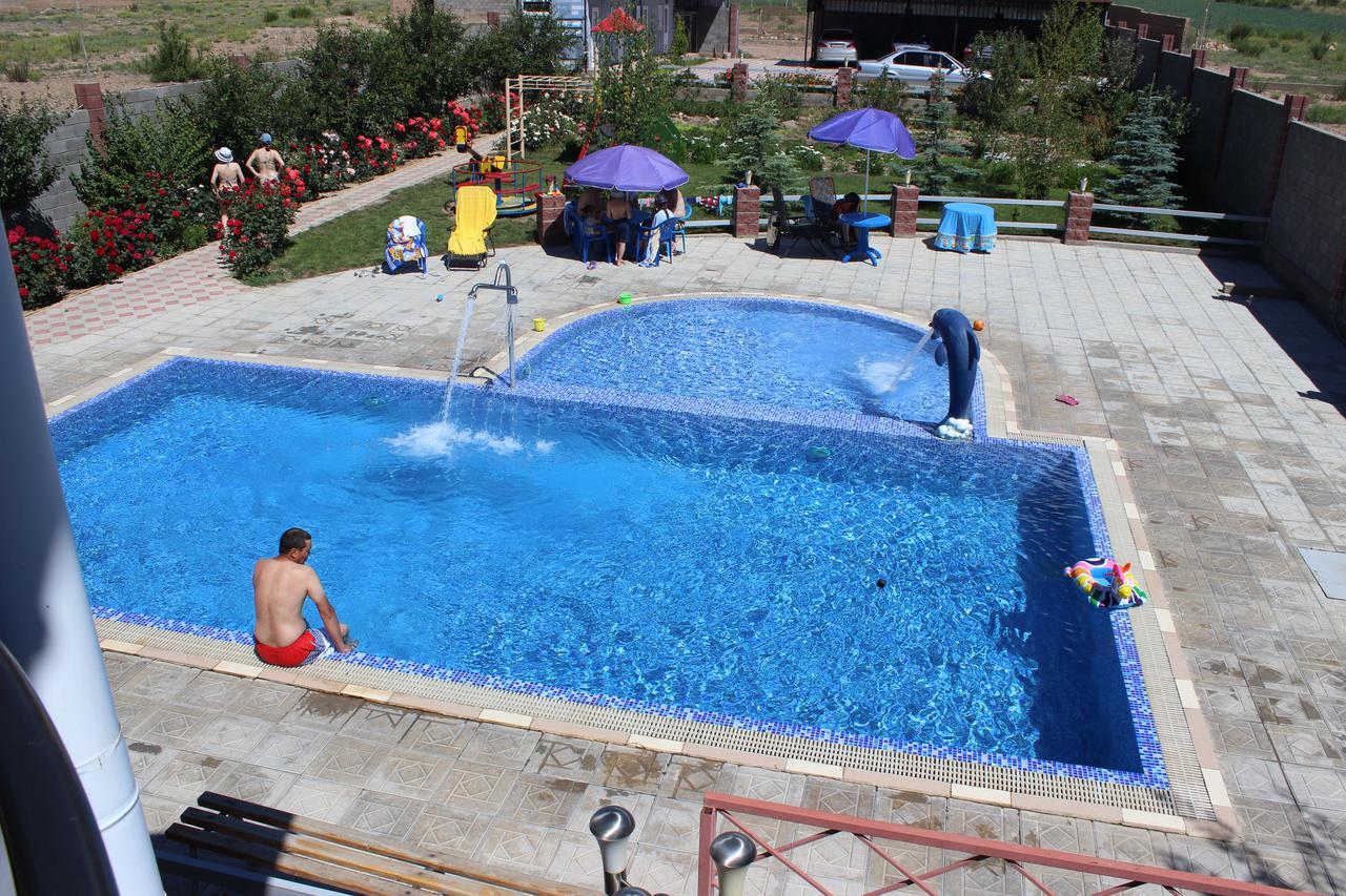 Zlata Inn Tamchy Esterno foto