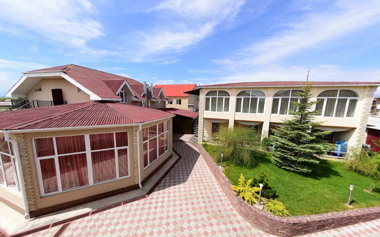 Zlata Inn Tamchy Esterno foto