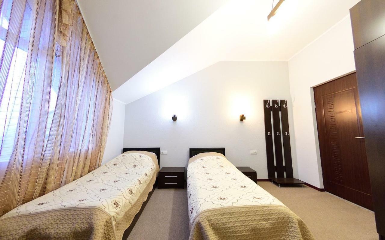Zlata Inn Tamchy Esterno foto