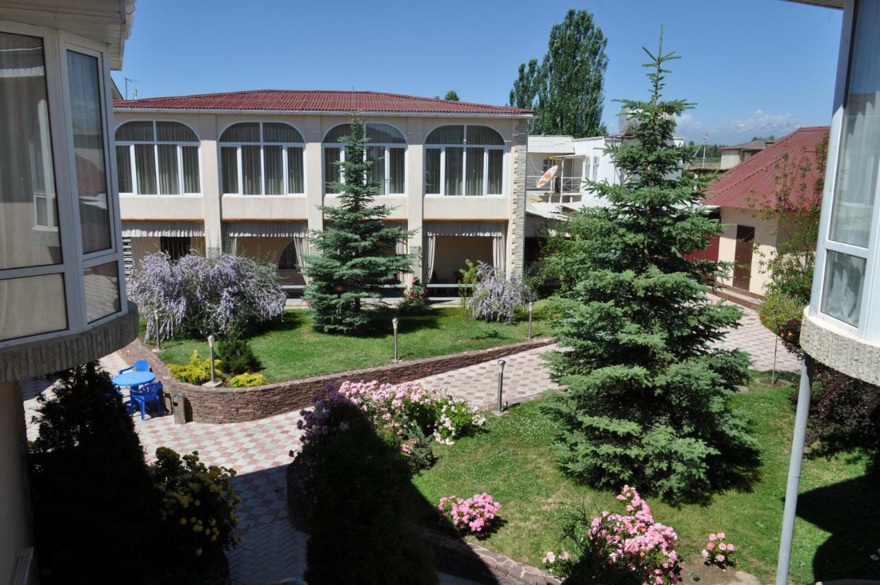 Zlata Inn Tamchy Esterno foto