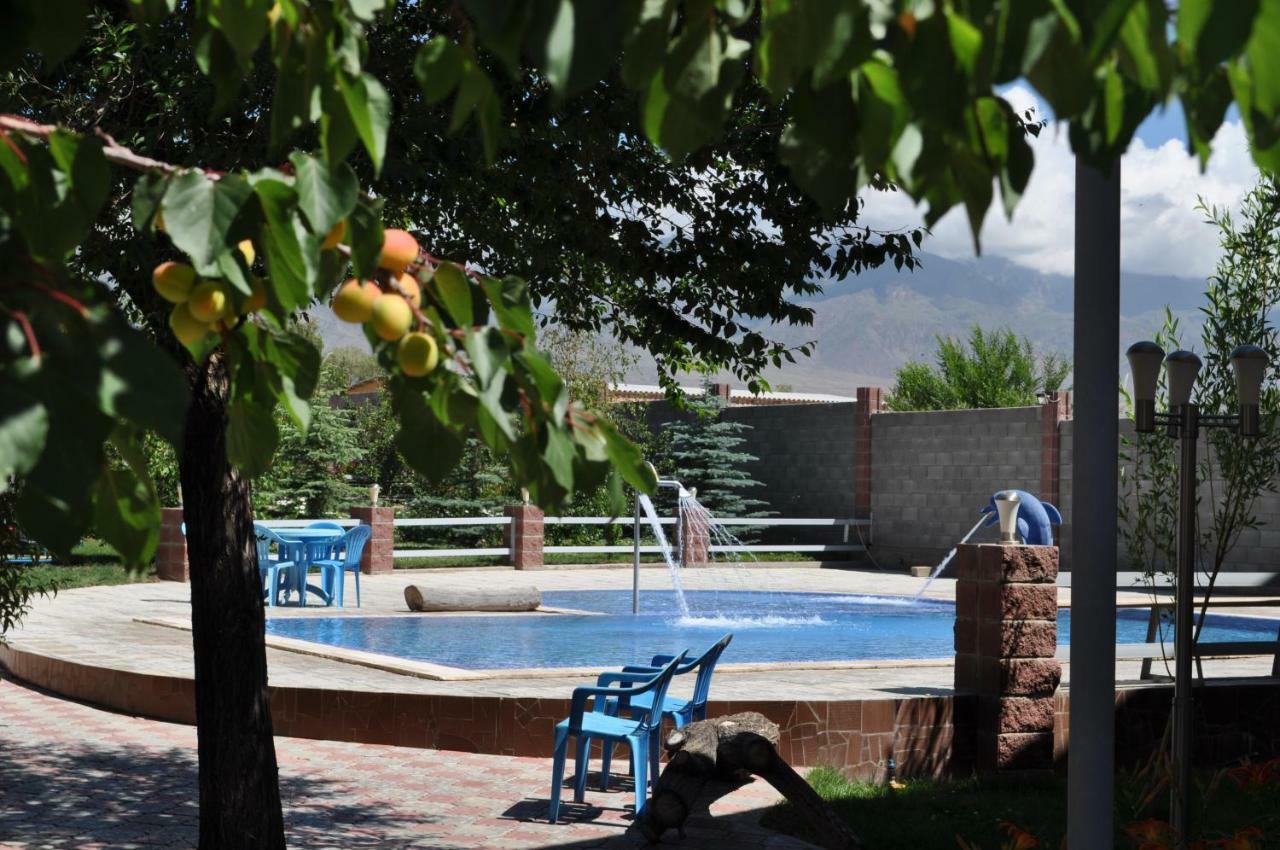 Zlata Inn Tamchy Esterno foto